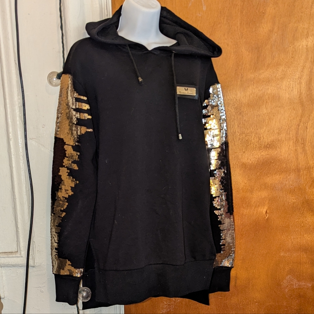Elisabetta Zanardi Black Hoodie with Gold and Black Sequin Sleeves